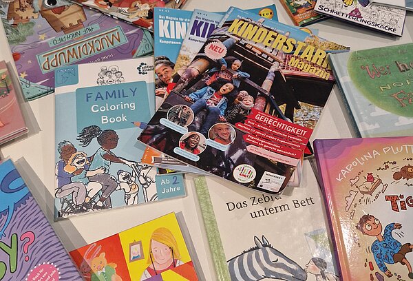 Seminar_Regenbogenbuecherkoffer